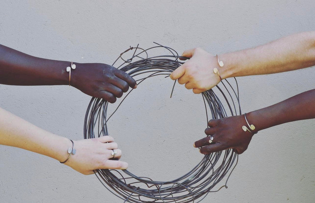 Silver Snare Wire Bangle